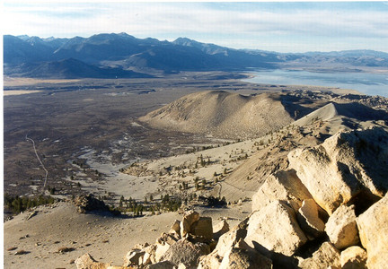 mono-lake-crater.jpeg